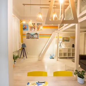  Apartamento Unique At The Danube With Aircon Hungría