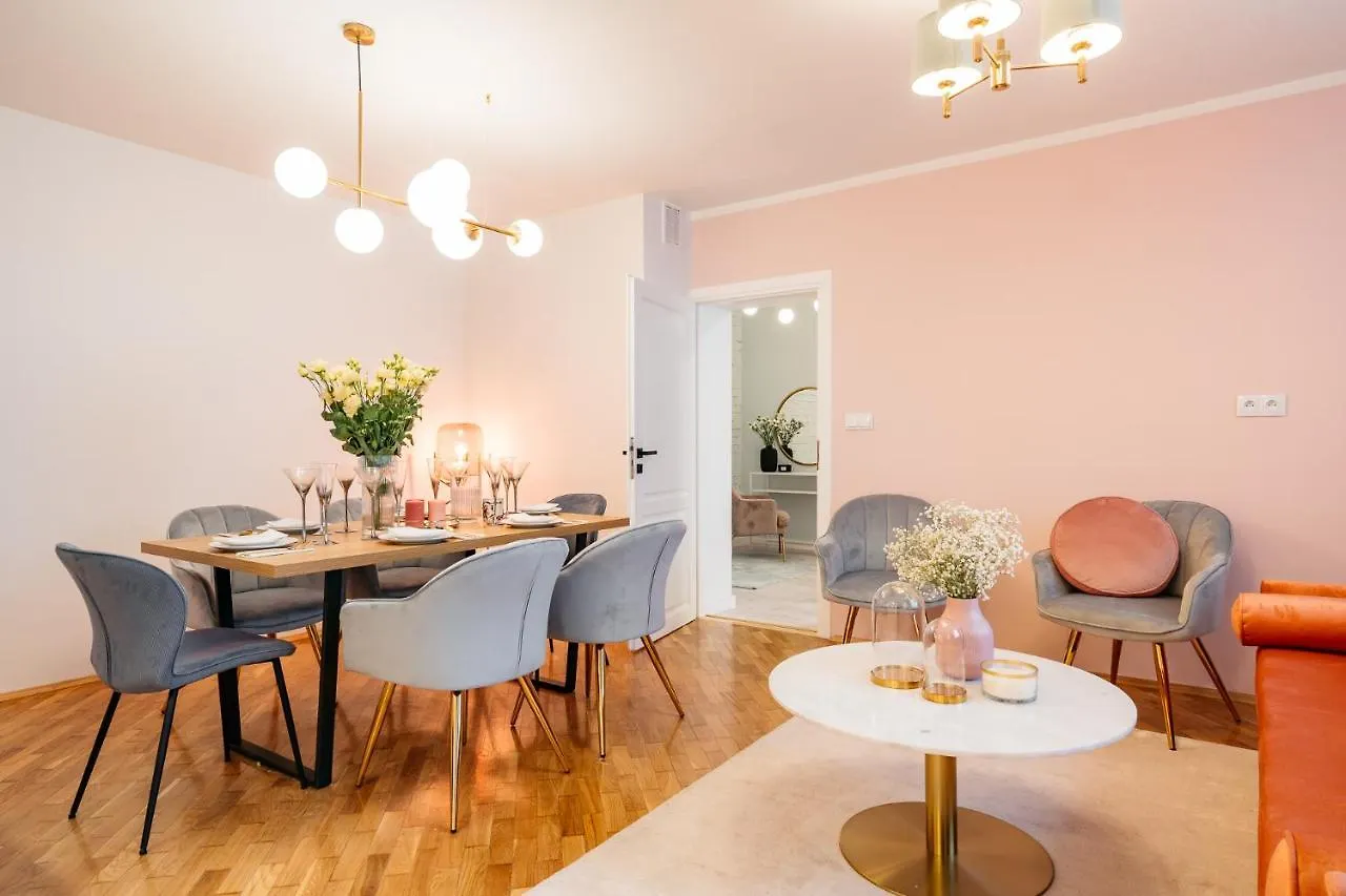 Apartamento Crystal House - Loftaffair Collection Cracovia 0*,  Polonia